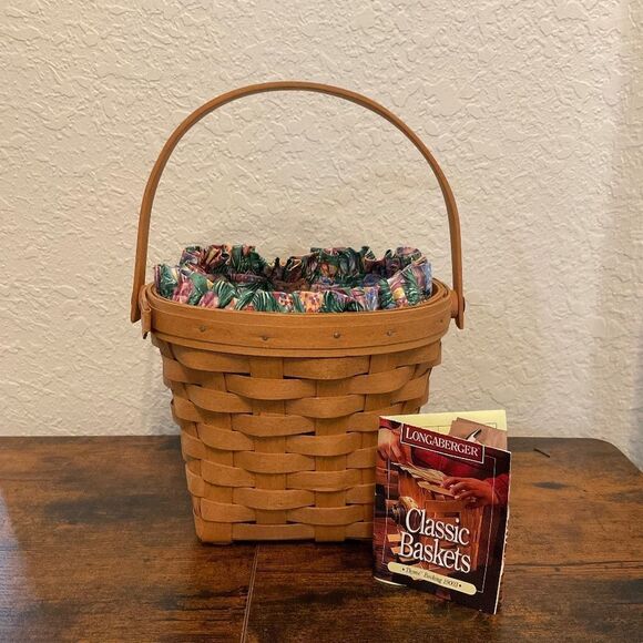 Longaberger Vintage Holiday Easter Egg Liner With Plastic Protector Basket 1992 - Picture 1 of 7